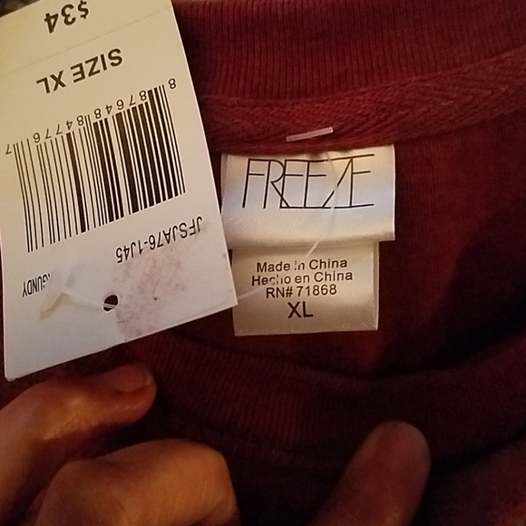 SOLD!!!Freeze Crop Sweatshirt - Picture 5 of 6